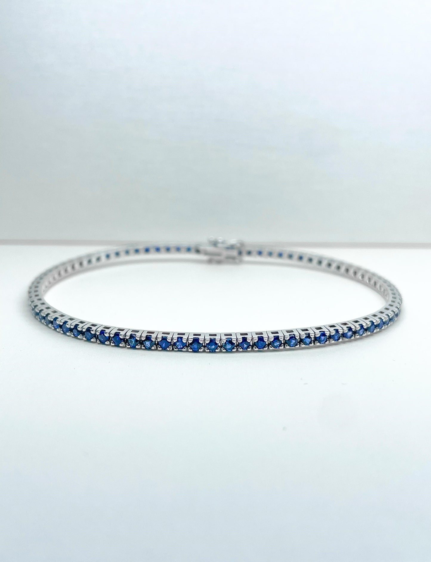 Bracciale Tennis in Oro bianco e Zaffiri