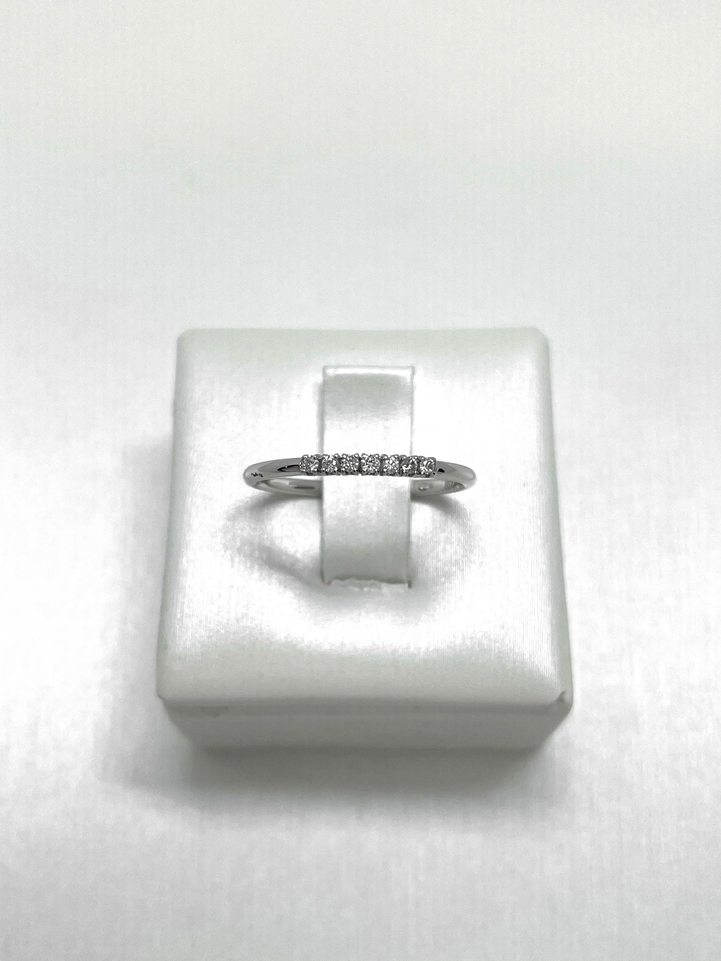 Anello Riviere oro bianco