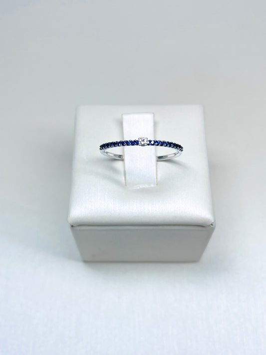 Anello a Fascia con Zaffiri e Diamante