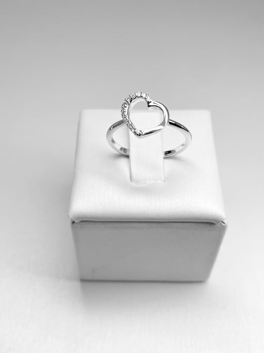 Anello a Cuore con Diamanti
